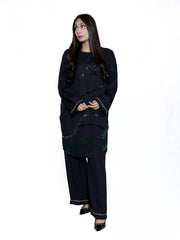 BLACK & GREEN