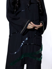 BLACK & GREEN